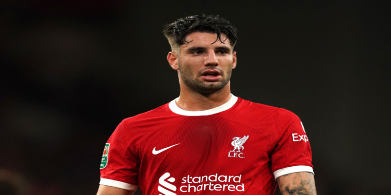 Dominik Szoboszlai – Vũ Khúc Rực Lửa Tại Anfield 2 Dominik Szoboszlai đã chơi một trận đấu bùng nổ cả về kỹ thuật lẫn tư duy chiến thuật